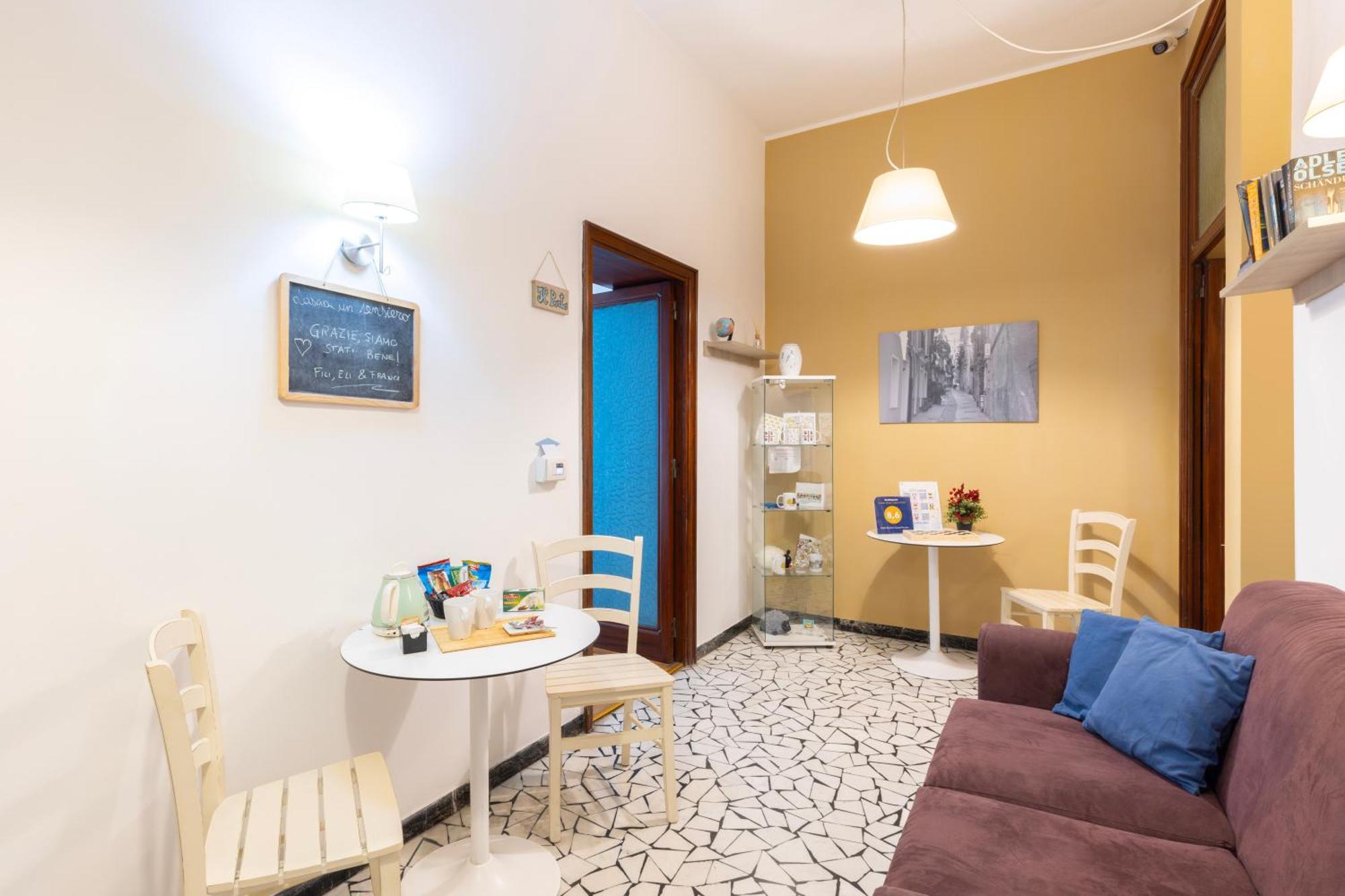 Kalie Rooms Guest House Cagliari Exterior photo