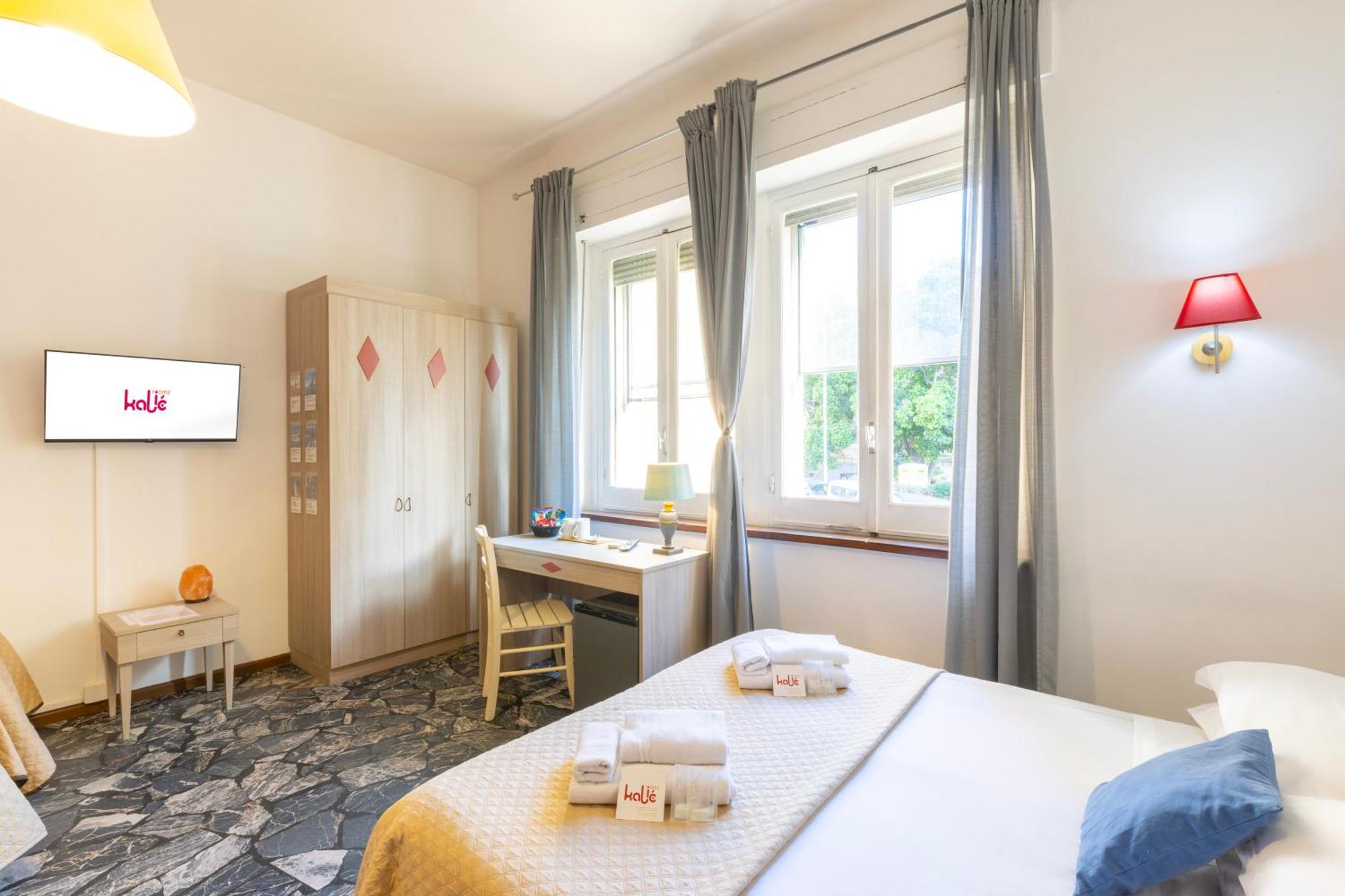 Kalie Rooms Guest House Cagliari Exterior photo
