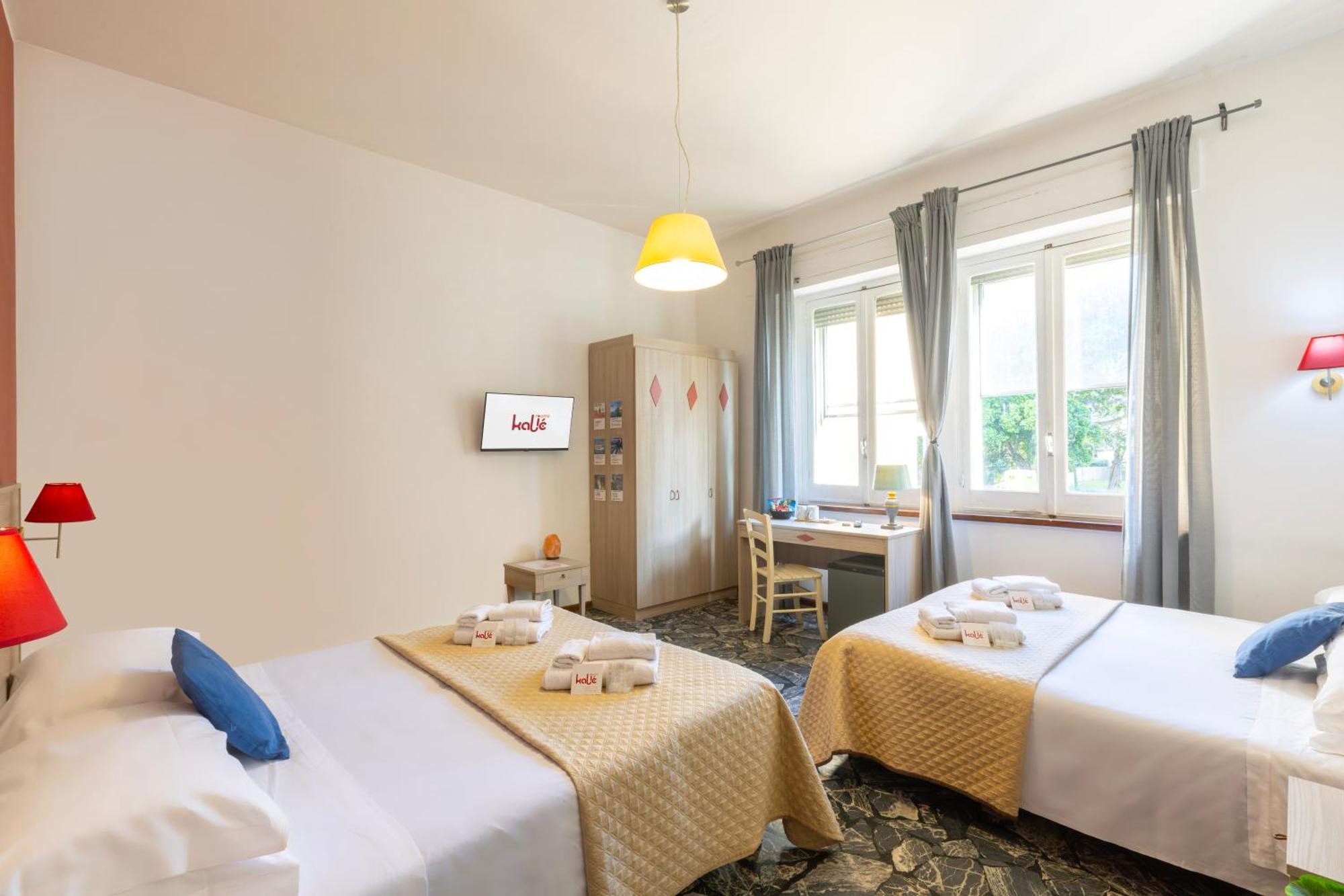 Kalie Rooms Guest House Cagliari Exterior photo