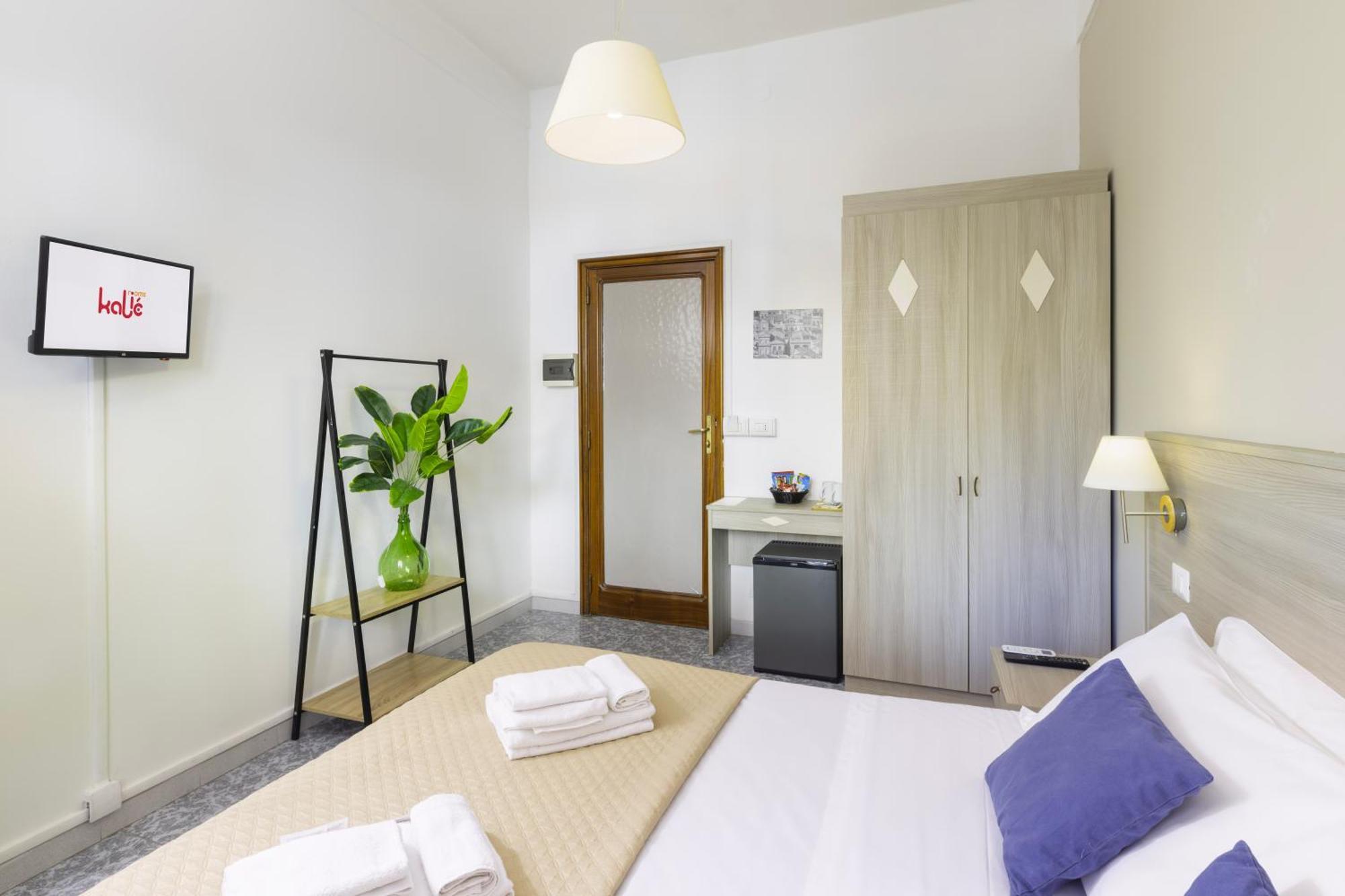 Kalie Rooms Guest House Cagliari Exterior photo