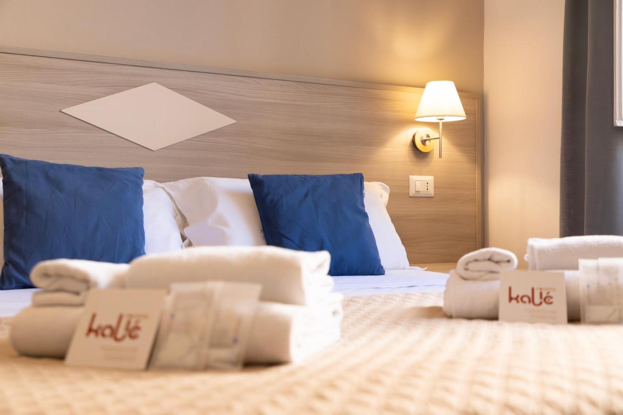 Kalie Rooms Guest House Cagliari Exterior photo